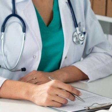 ΙΣΑ: Ζητά να επιτραπεί η μετακίνηση ασθενών με αιτιολογημένη βεβαίωση ελευθεροεπαγγελματία ιατρού